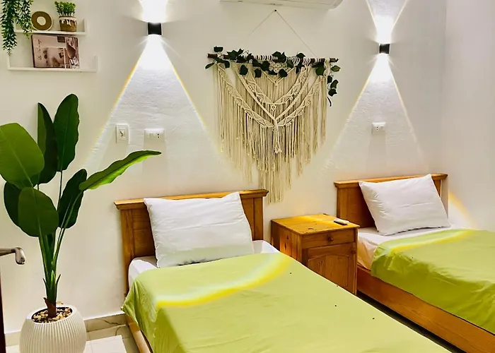 Szálloda Shark House 4*