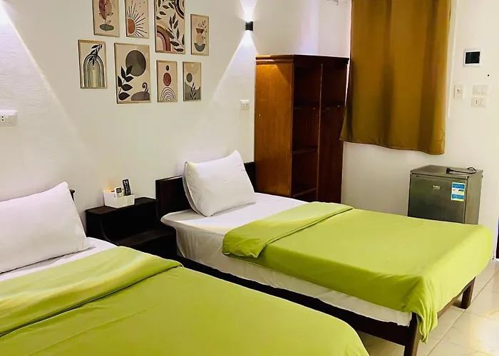 Szálloda Shark House 4*