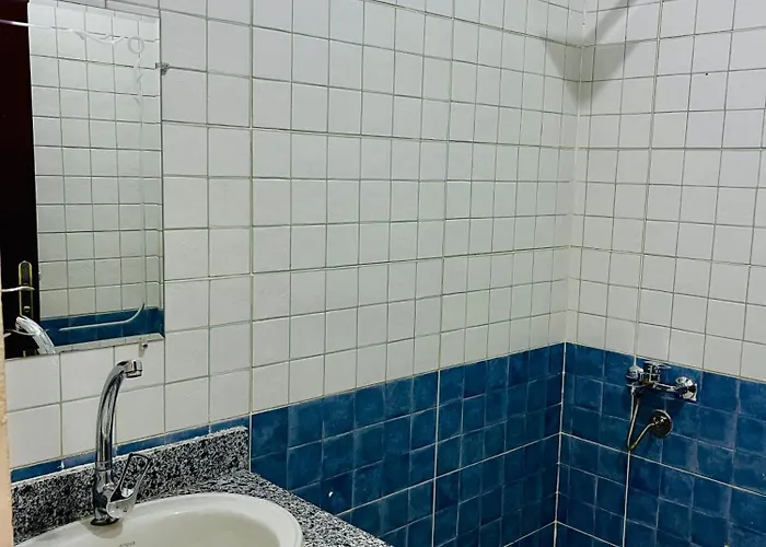 Szálloda Shark House 4*